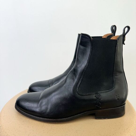 Frye Women’s Melissa Black Leather Chelsea Boot Whipstitch Elastic Gore Detail - Picture 1 of 16